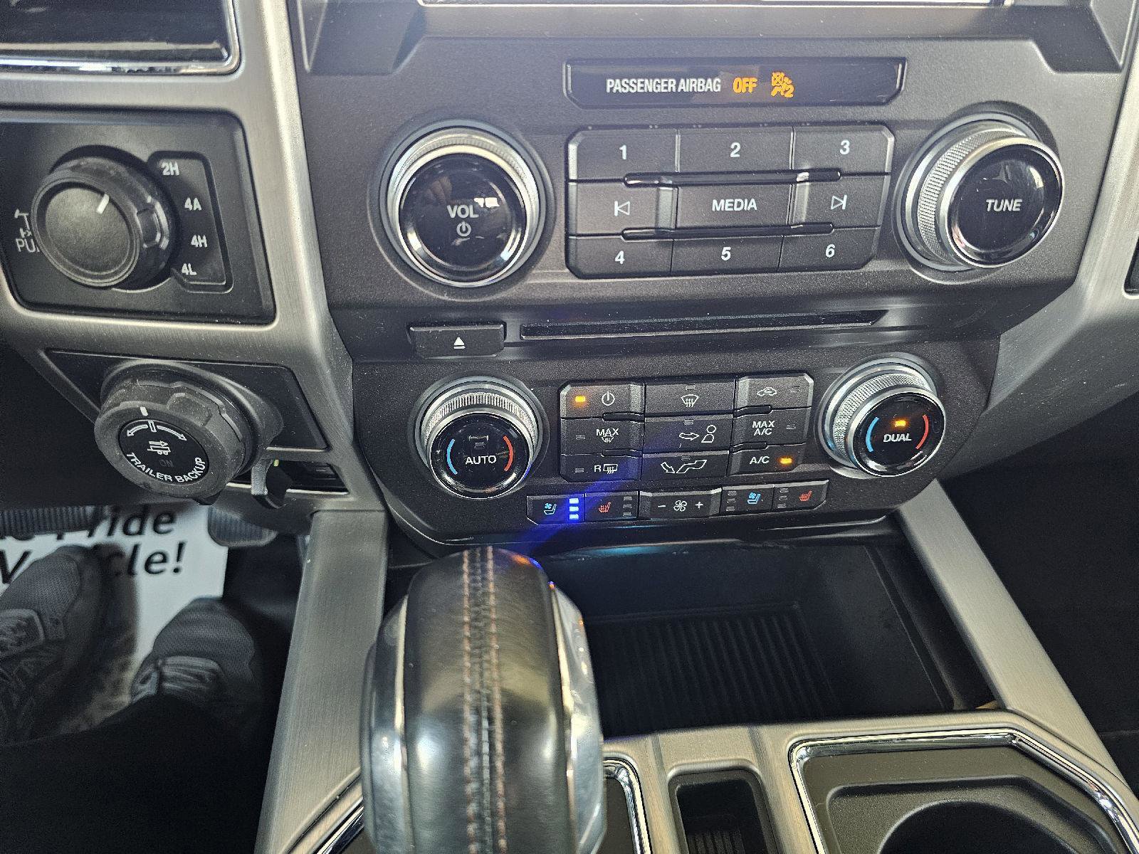 Used 2018 Ford F150 Platinum w/ Equipment Group 701A Luxury AWD/4WD image 26