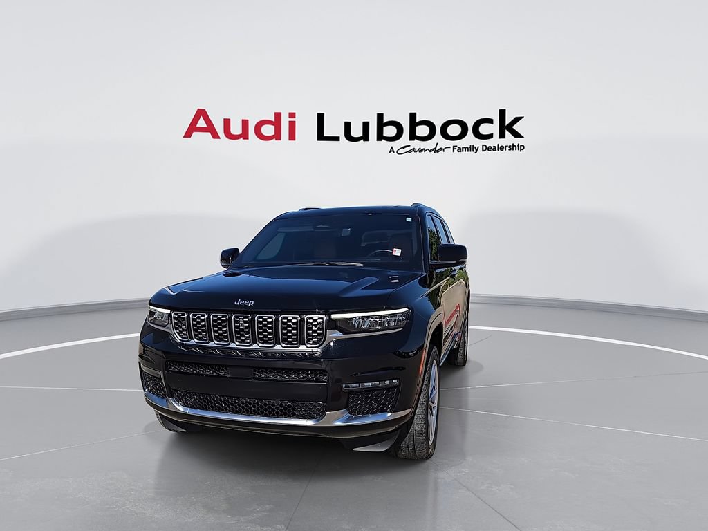 Used 2023 Jeep Grand Cherokee L Summit w/ Advanced Protech Group IV AWD/4WD image 4