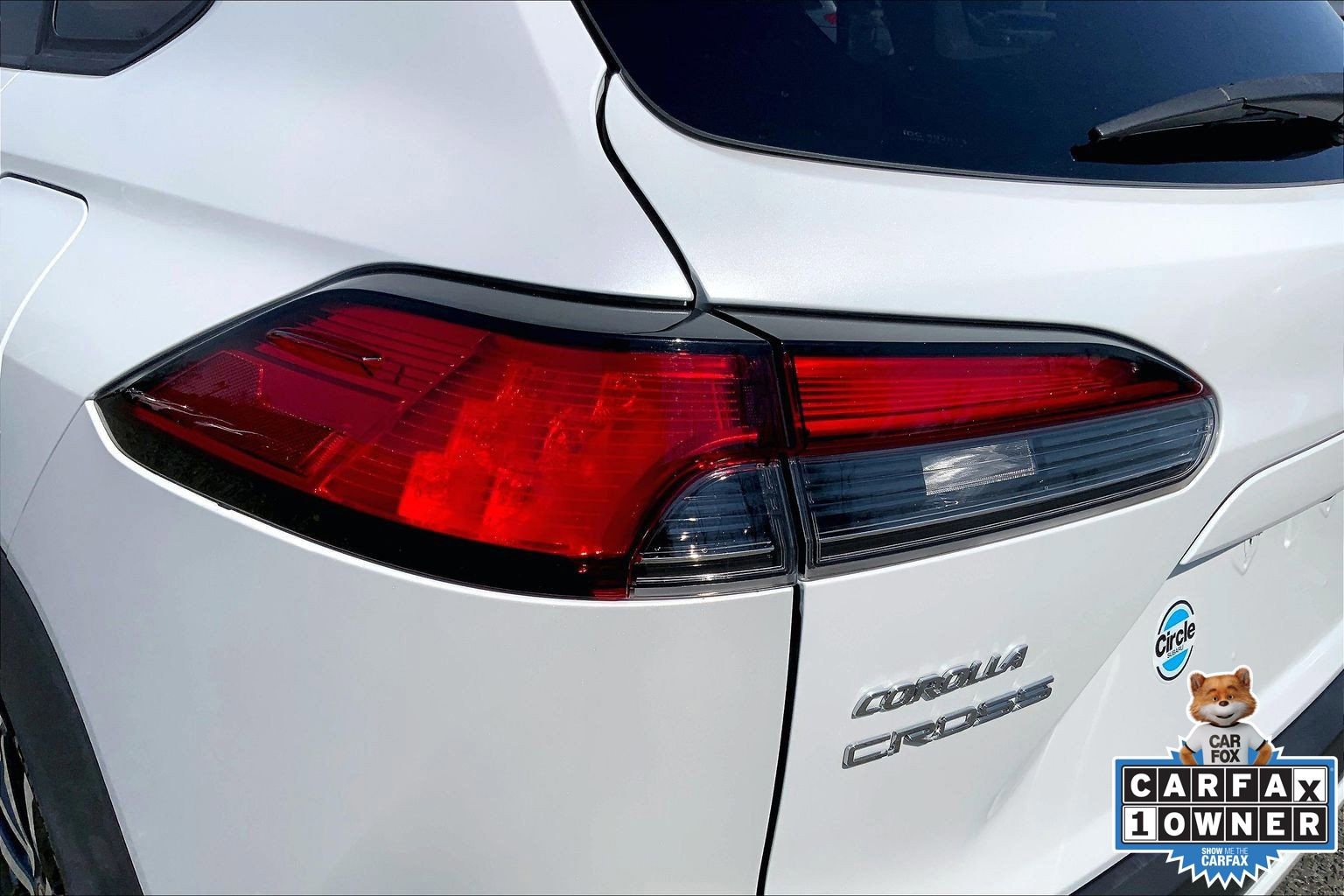 Used 2023 Toyota Corolla Cross XLE w/ Convenience Package image 28