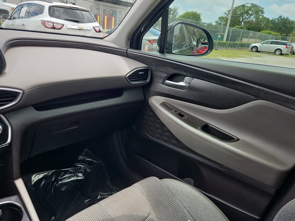 Used 2019 Hyundai Santa Fe SE FWD image 10