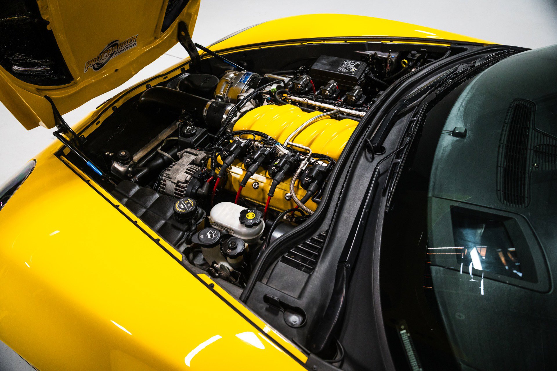 Used 2006 Chevrolet Corvette Z06 w/ Preferred Equipment Group image 28