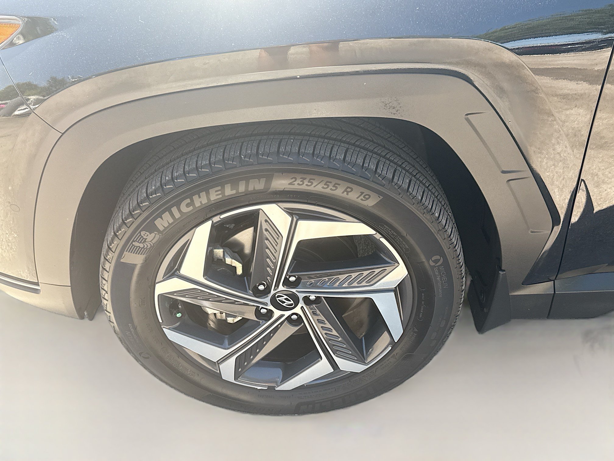Used 2024 Hyundai Tucson Limited AWD/4WD image 34