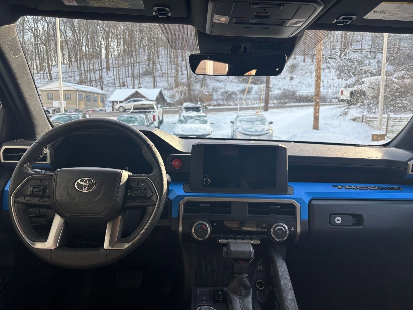 Used 2025 Toyota Tacoma TRD Off-Road image 32