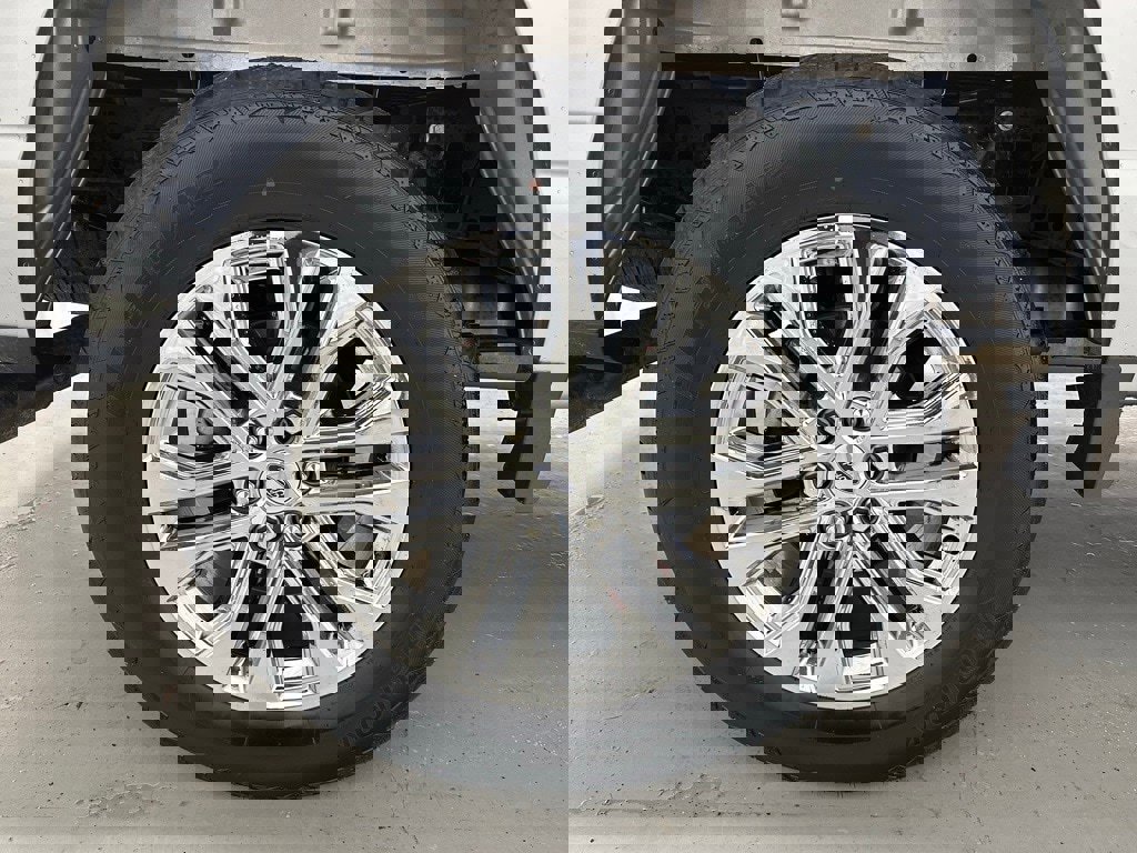 Used 2025 Ford F150 Lariat w/ Equipment Group 501A Mid image 65