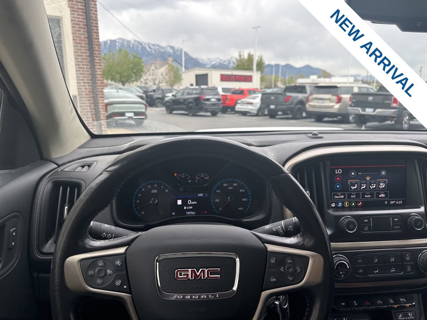 Used 2020 GMC Canyon Denali image 20