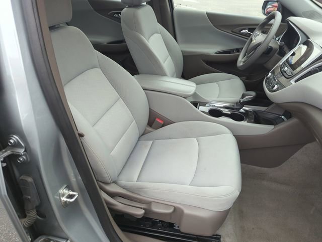 Used 2024 Chevrolet Malibu LT FWD image 35