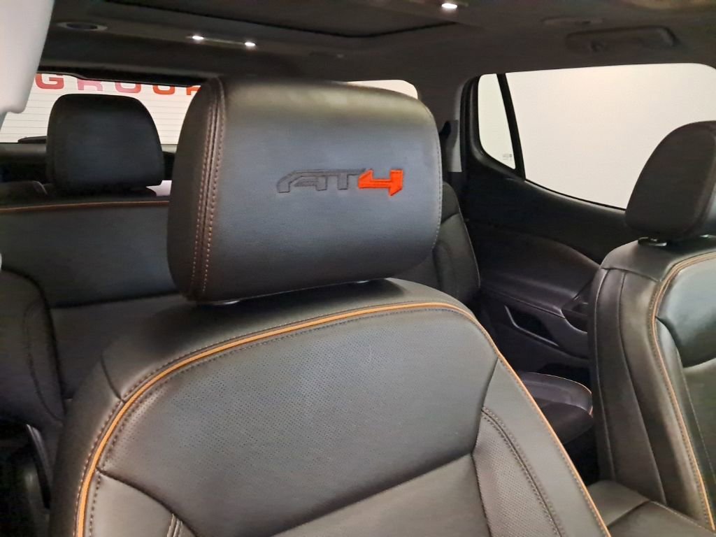 Used 2022 GMC Acadia AT4 w/ Technology Package image 36