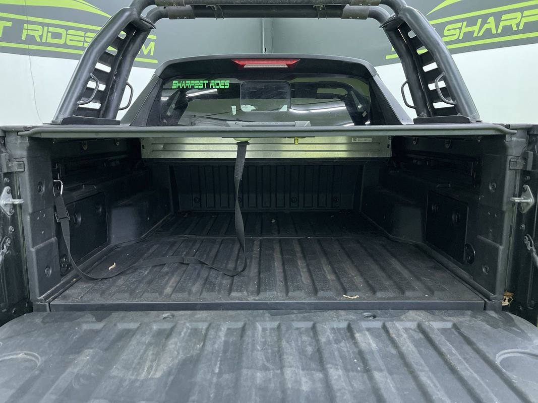 Used 2023 Hyundai Santa Cruz SEL Premium image 28