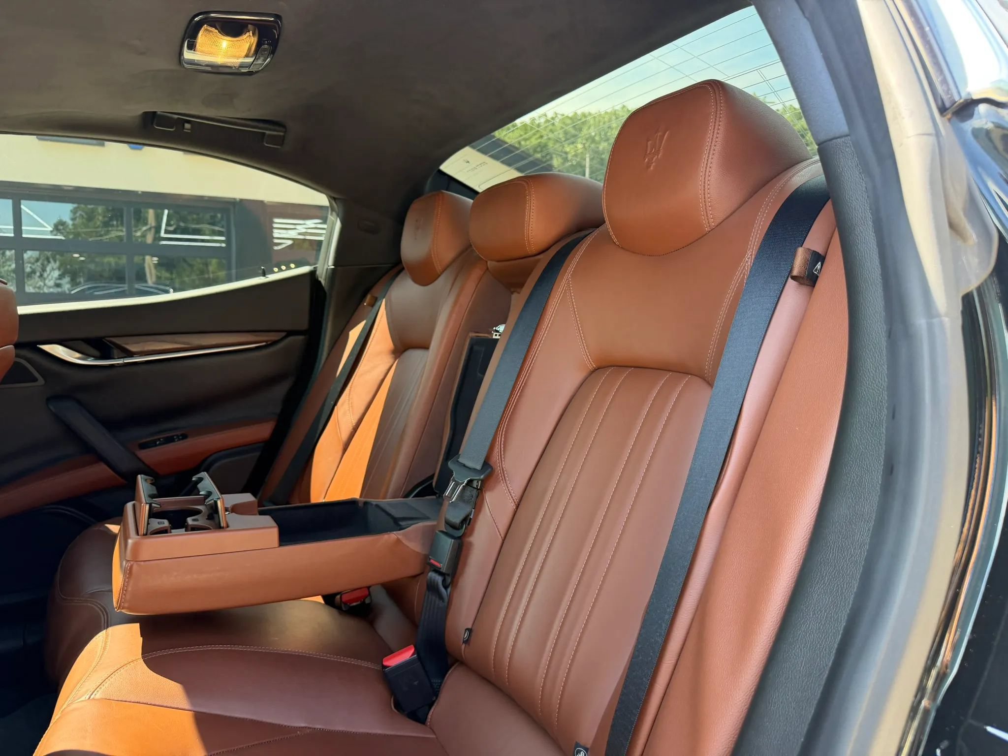 Used 2016 Maserati Ghibli S RWD image 38