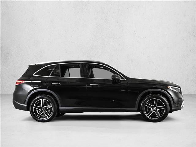 Certified 2026 Mercedes-Benz GLC 300 4MATIC image 4