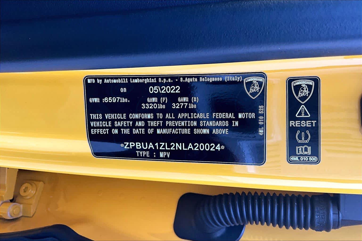 Used 2022 Lamborghini Urus image 35