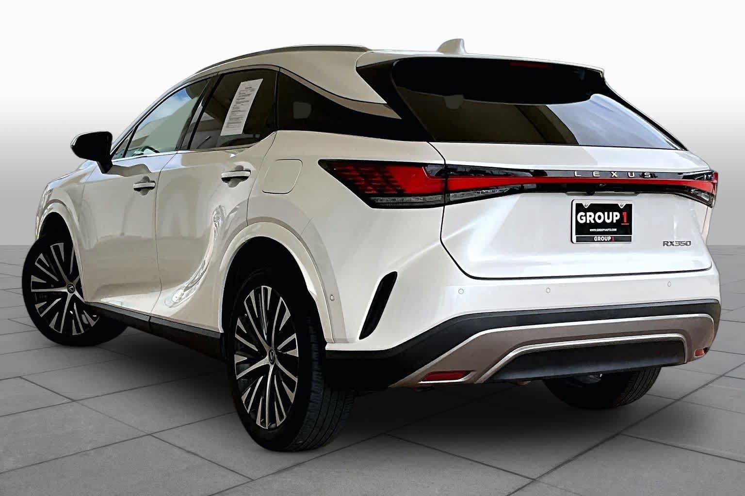 Used 2023 Lexus RX 350 Premium Plus w/ Cold Area Package FWD image 10