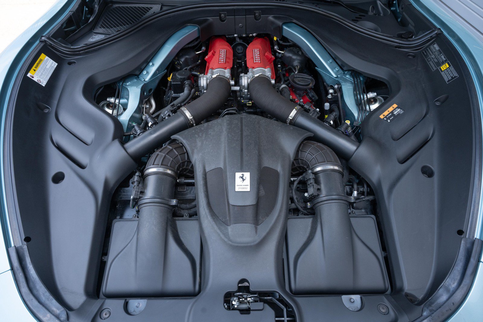 Used 2024 Ferrari Roma Spider RWD image 12