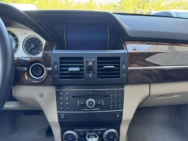 Used 2012 Mercedes-Benz GLK 350 4MATIC image 33