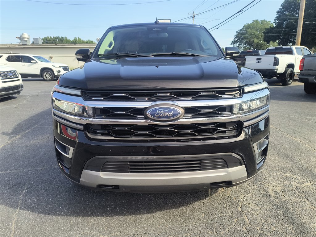 Used 2022 Ford Expedition Max Limited AWD/4WD image 8