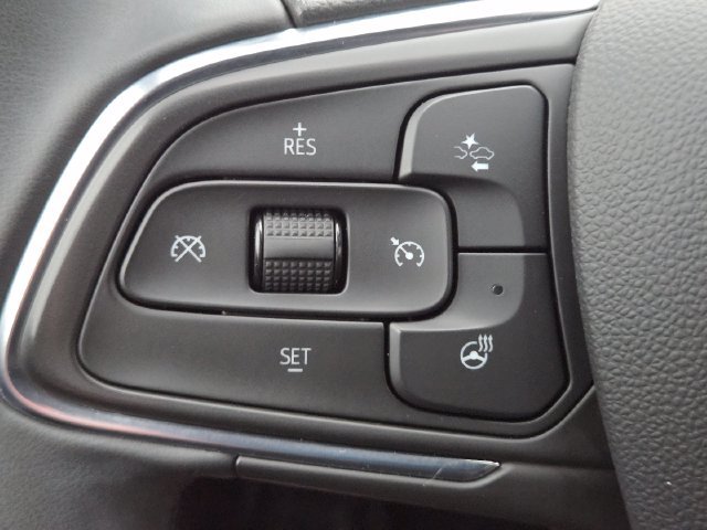Used 2024 Buick Envista Sport Touring w/ Convenience I Package FWD image 30