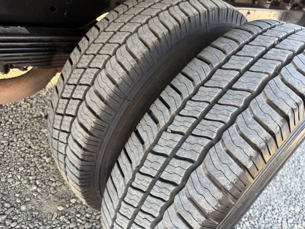 Used 2013 Ford E-450 and Econoline 450 Super Duty RWD image 11