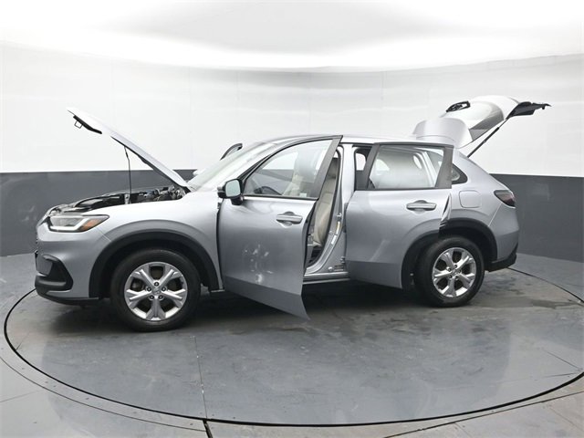 Used 2023 Honda HR-V LX image 40