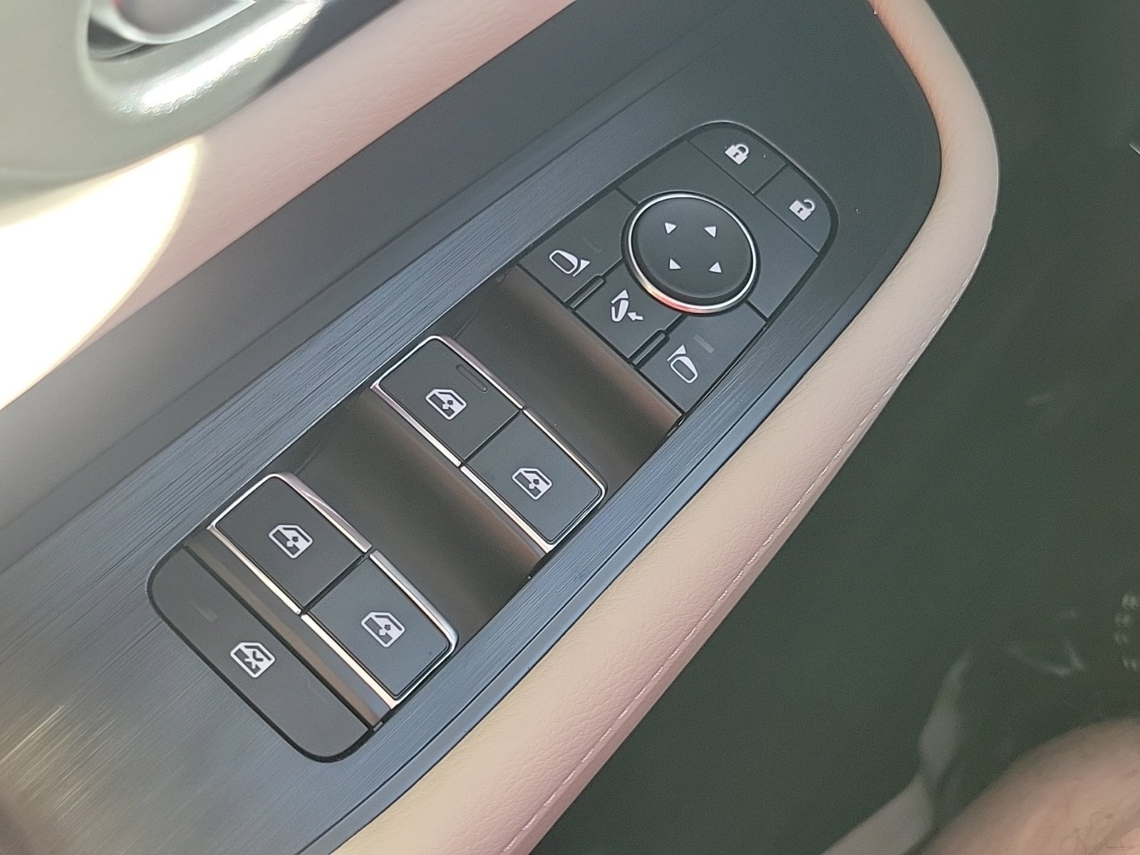 New 2027 Nissan Armada Platinum AWD/4WD image 33