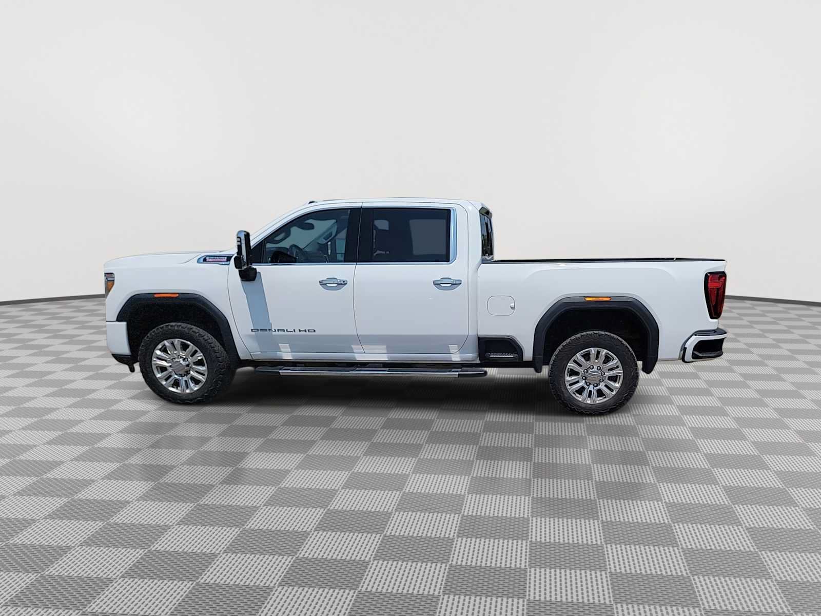 Used 2023 GMC Sierra 2500 Denali AWD/4WD image 5