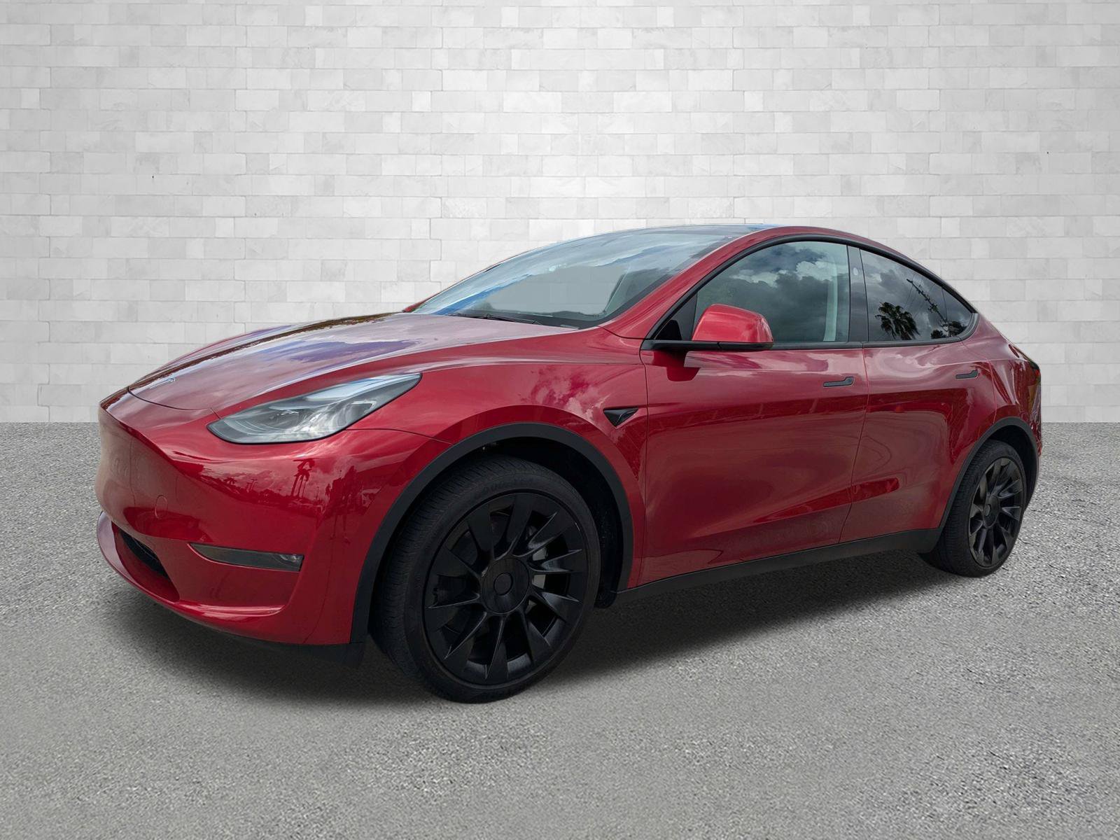 Used 2024 Tesla Model Y Long Range AWD/4WD image 5