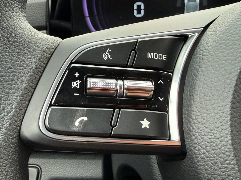 New 2026 Kia Seltos LX image 8