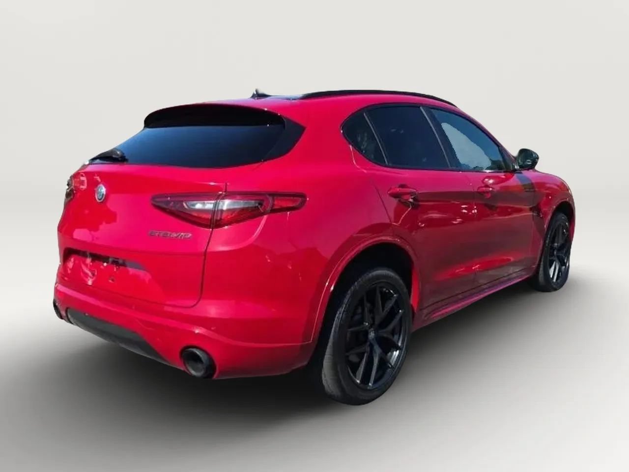Used 2020 Alfa Romeo Stelvio Sport w/ Quick Order Package 22K Sport RWD image 6