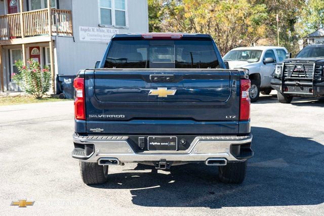 Used 2022 Chevrolet Silverado 1500 LTZ image 7
