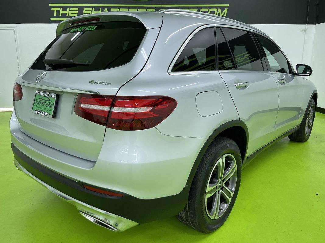 Used 2019 Mercedes-Benz GLC 300 4MATIC w/ Premium Package image 10