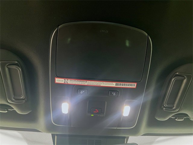 Used 2025 Toyota Camry SE image 19