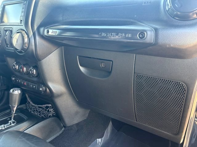 Used 2017 Jeep Wrangler Unlimited Sahara AWD/4WD image 44