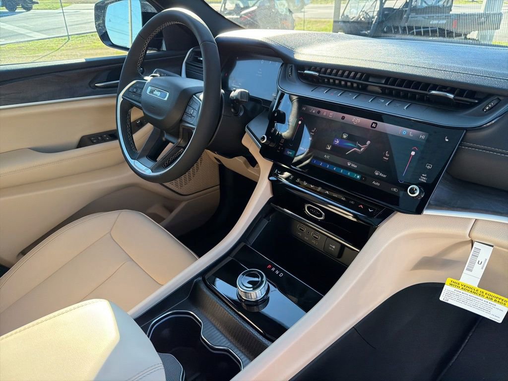 New 2026 Jeep Grand Cherokee Limited w/ Limited Altitude Package image 26