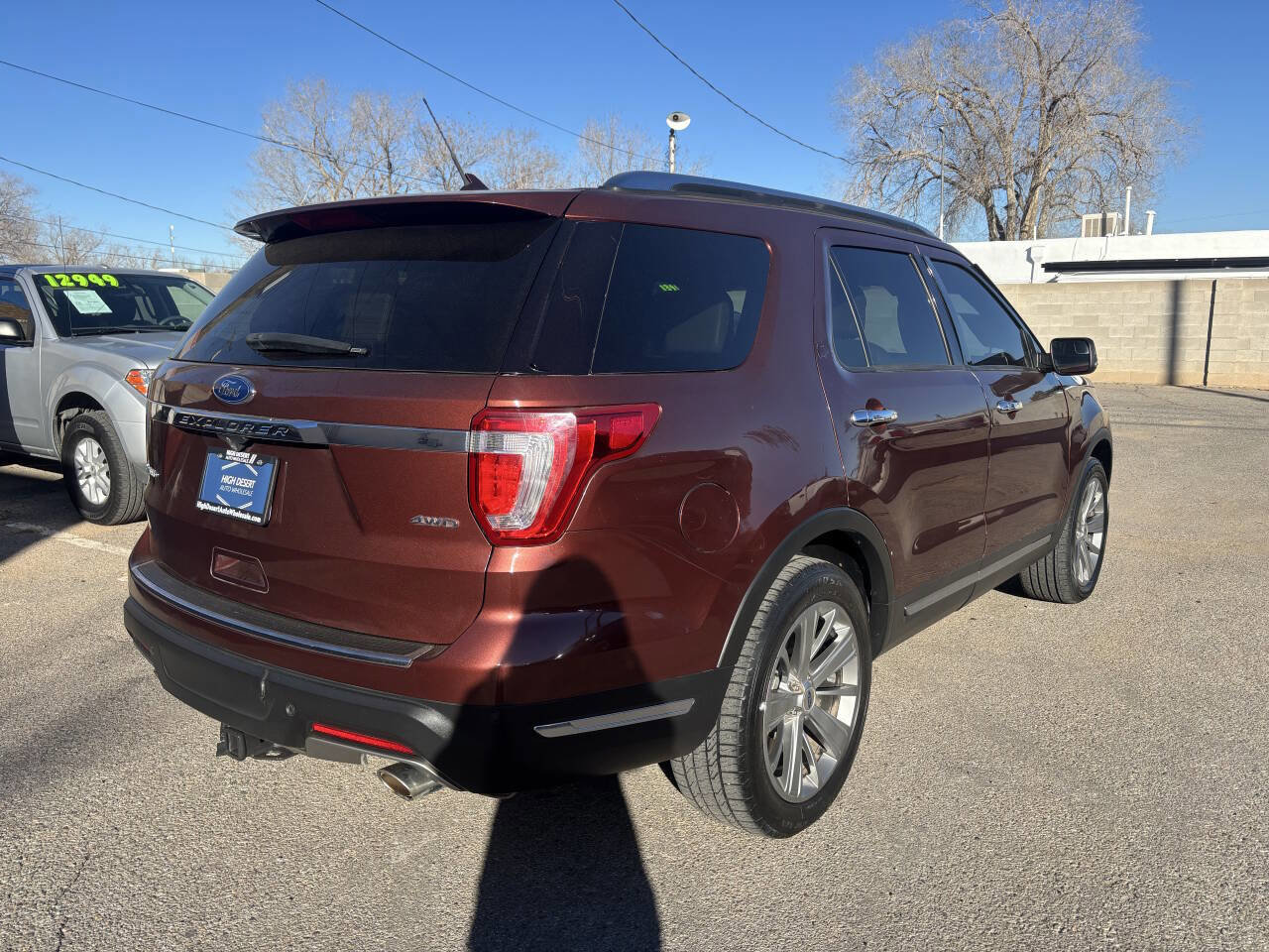Used 2018 Ford Explorer Limited image 7