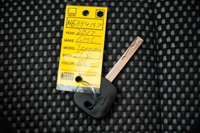 Used 2017 GMC Terrain SLE w/ Chrome Edition image 35