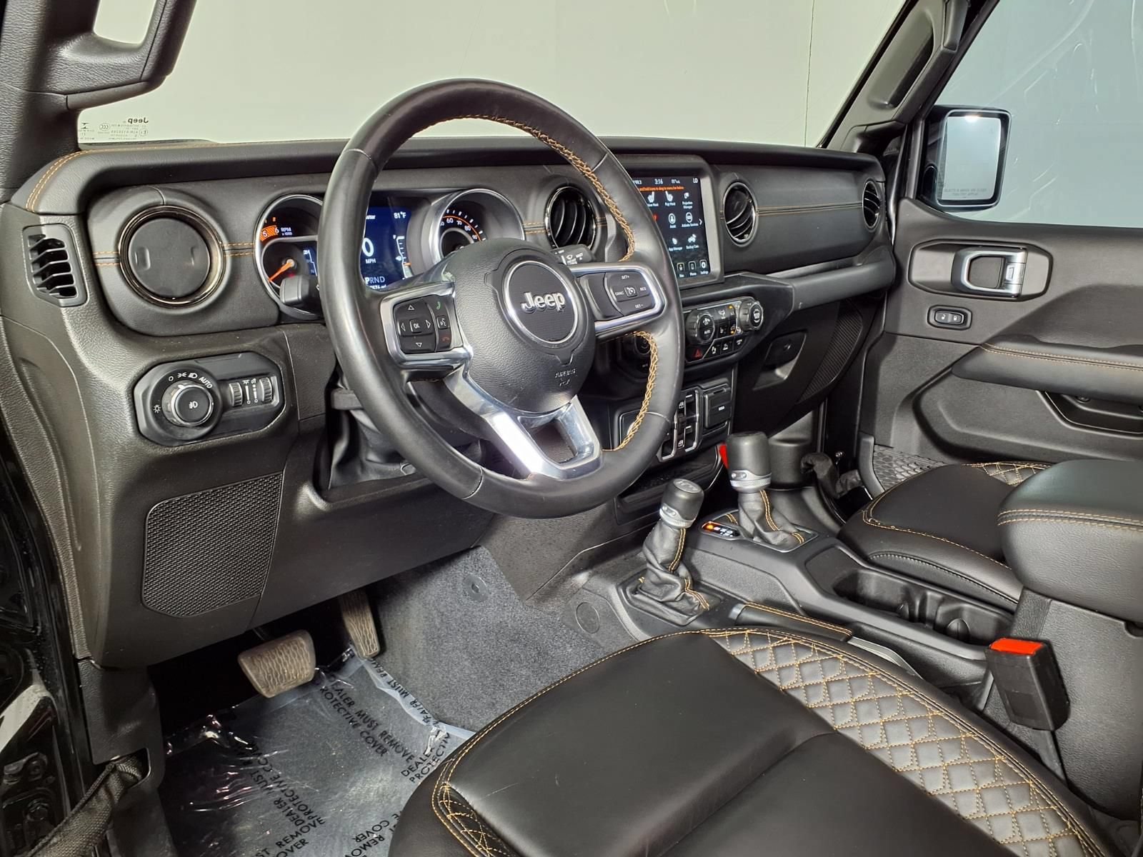 Used 2022 Jeep Wrangler Unlimited Sahara AWD/4WD image 18