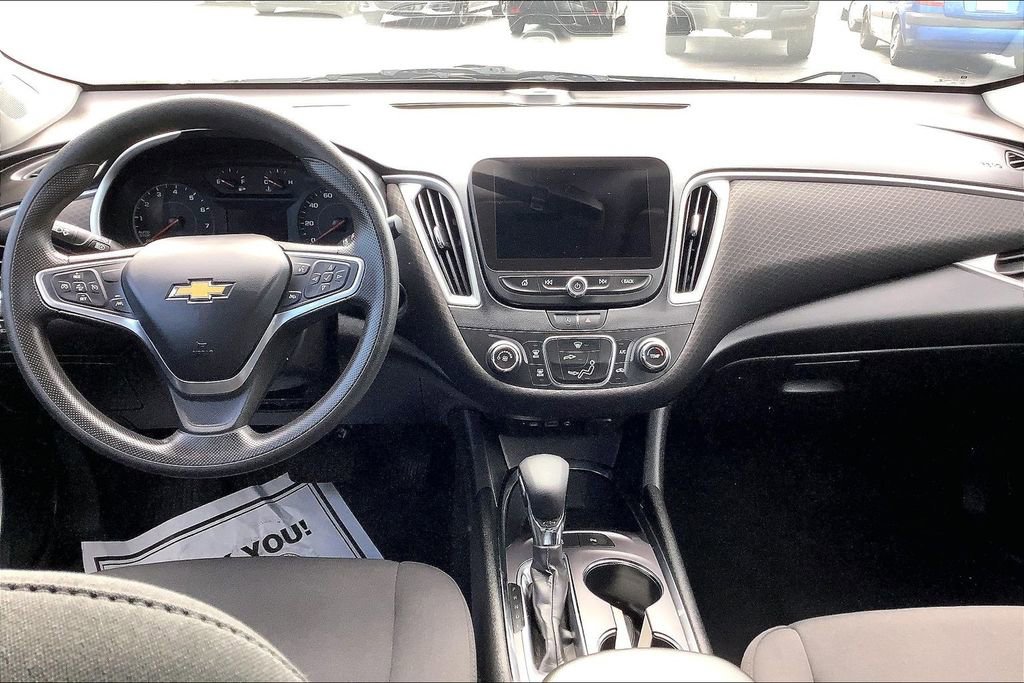 Used 2022 Chevrolet Malibu LS image 18