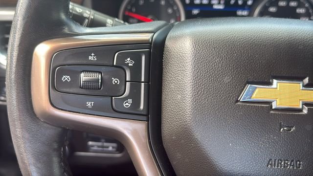 Used 2021 Chevrolet Suburban High Country w/ Premium Package RWD image 18