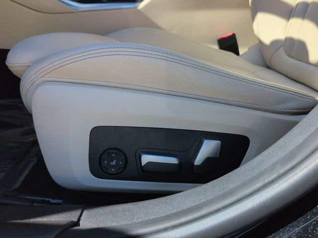 Used 2022 BMW 330e xDrive w/ Premium Package image 20