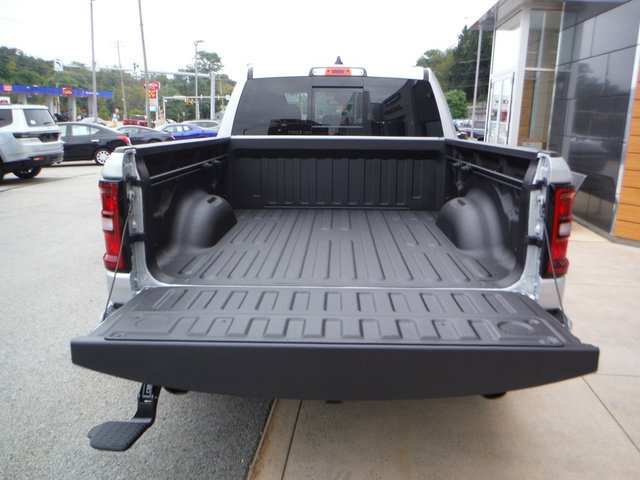New 2027 RAM 1500 4x4 Crew Cab image 18