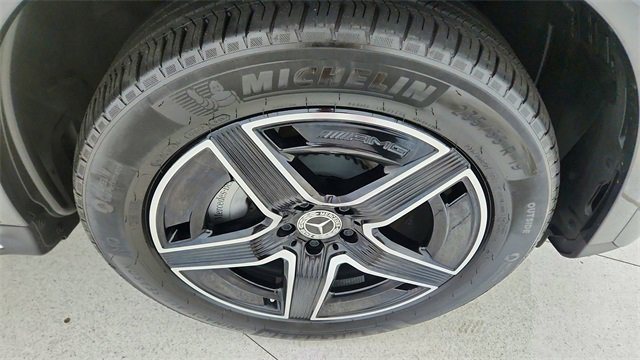 Used 2024 Mercedes-Benz GLC 300 4MATIC w/ AMG Line image 55