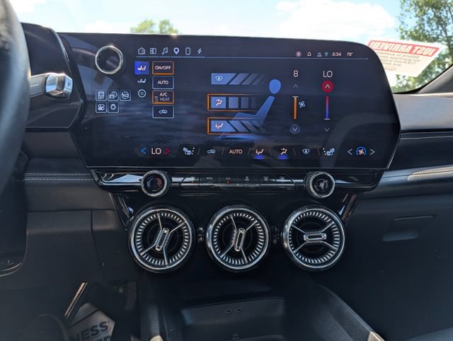 Used 2024 Chevrolet Blazer EV LT AWD/4WD image 19
