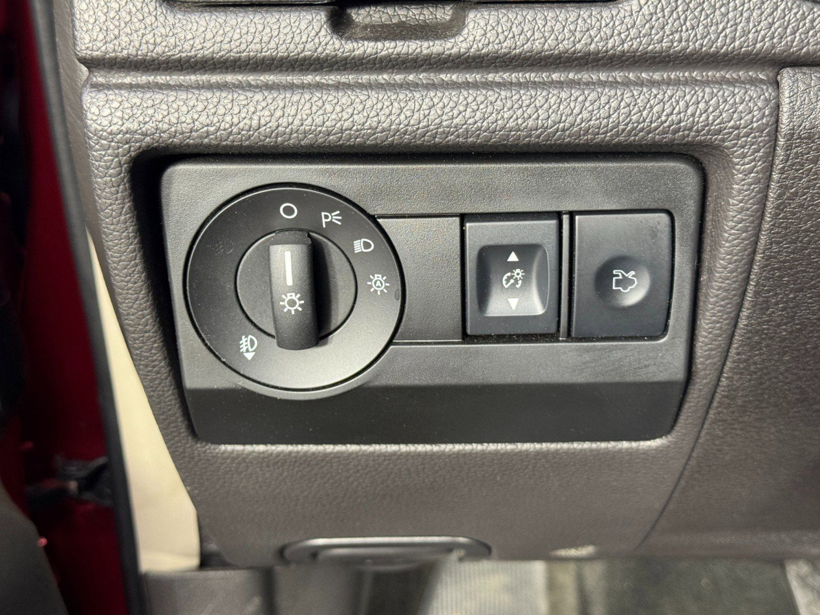 Used 2012 Ford Fusion SEL image 17