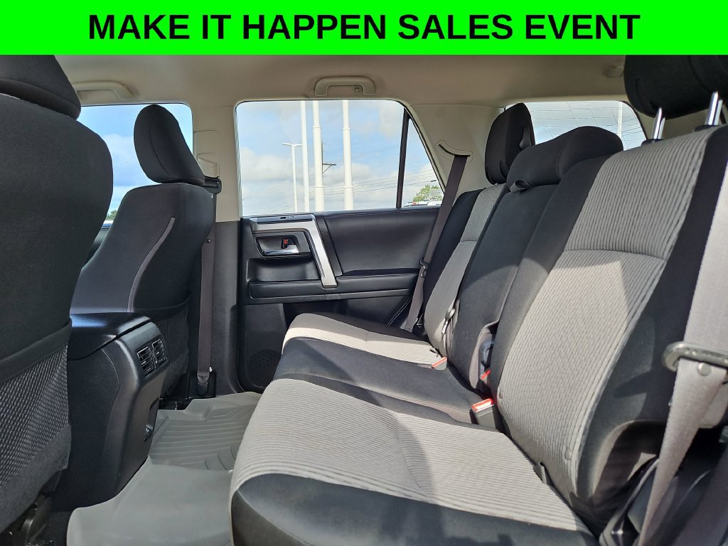 Used 2021 Toyota 4Runner SR5 AWD/4WD image 15