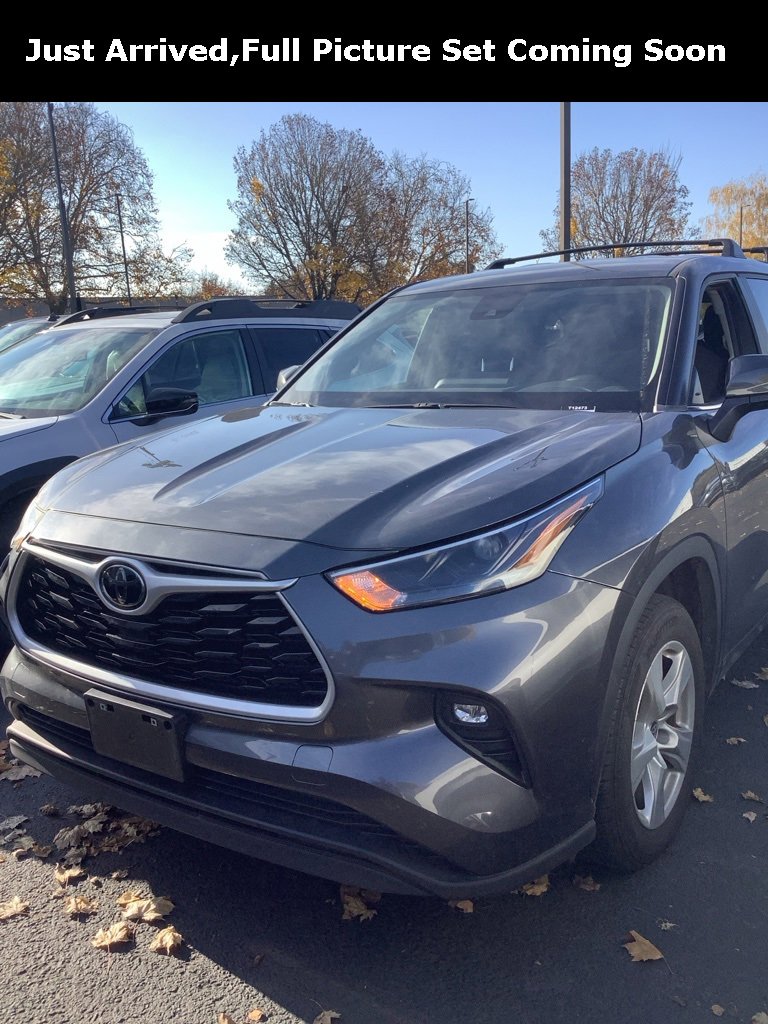 Certified 2023 Toyota Highlander LE