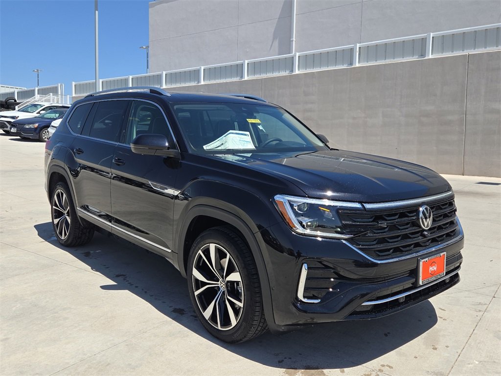 New 2025 Volkswagen Atlas SEL Premium R-Line