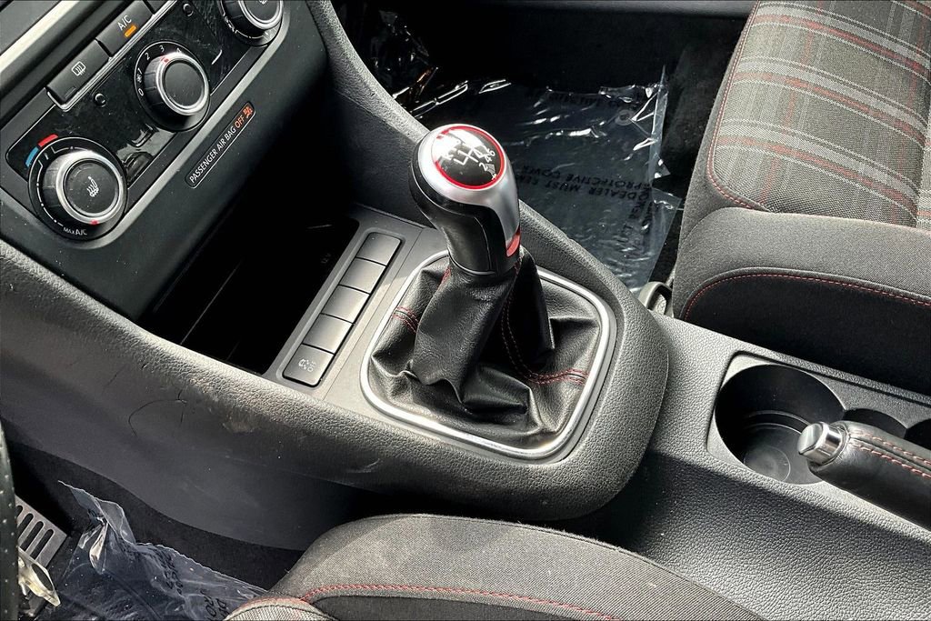 Used 2013 Volkswagen GTI 4-Door FWD image 15
