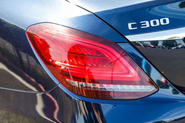 Used 2019 Mercedes-Benz C 300 Sedan image 10