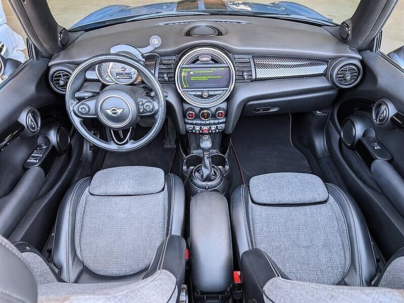 Used 2016 MINI Cooper S FWD image 3