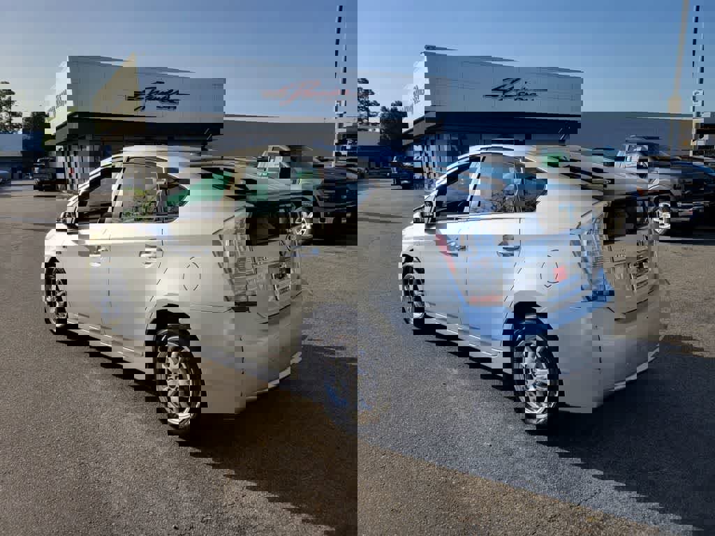 Used 2010 Toyota Prius Two FWD image 3