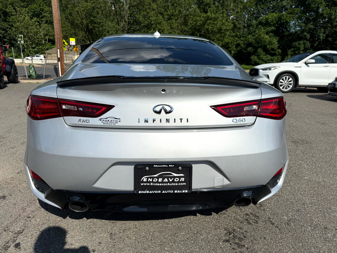 Used 2018 INFINITI Q60 3.0t Luxe image 5